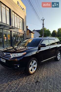 Внедорожник / Кроссовер Toyota Highlander 2011 в Киеве