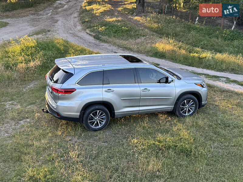 Toyota Highlander 2018