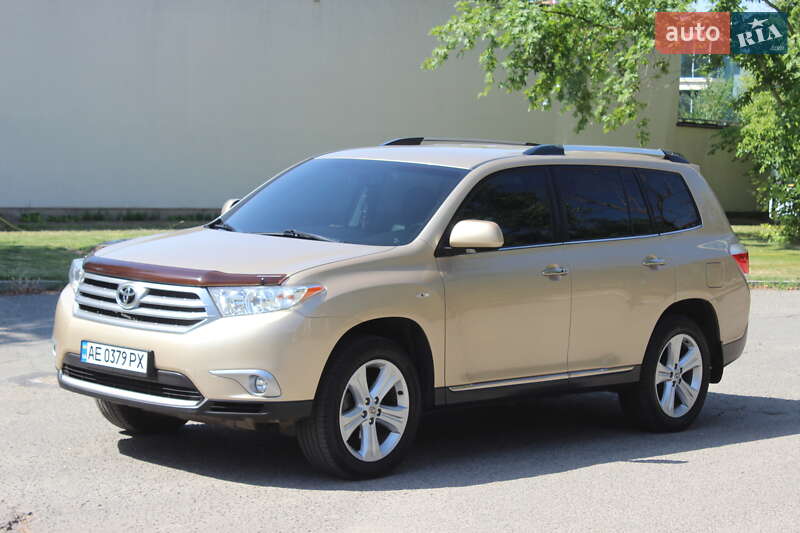 Внедорожник / Кроссовер Toyota Highlander 2011 в Днепре
