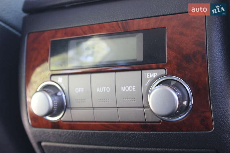 Внедорожник / Кроссовер Toyota Highlander 2011 в Днепре