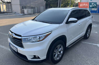 Позашляховик / Кросовер Toyota Highlander 2014 в Дніпрі