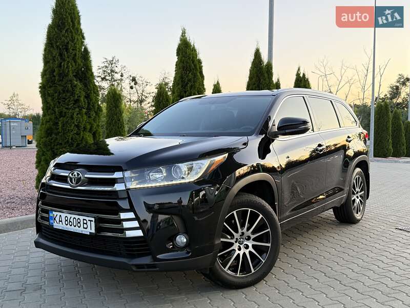 Toyota Highlander 2018