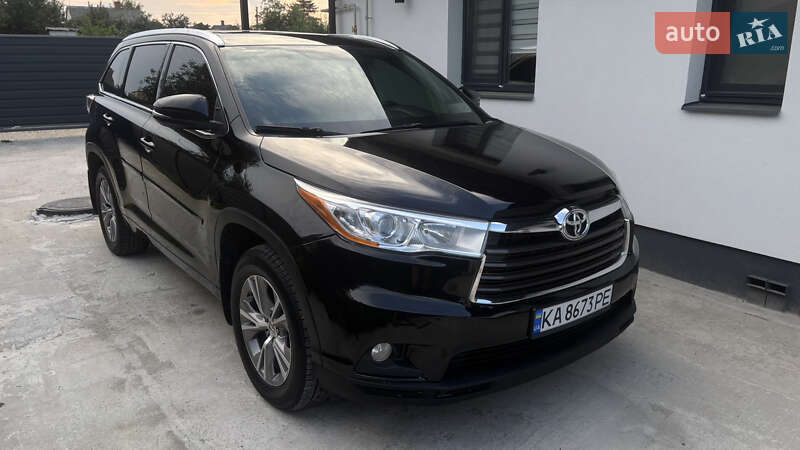Toyota Highlander 2016