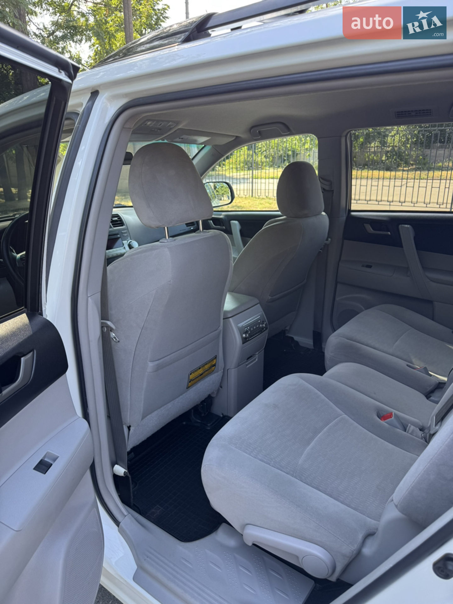2012 Toyota Highlander - мініатюра 10