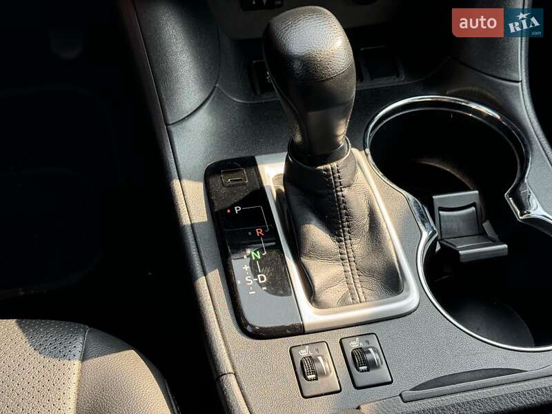 Внедорожник / Кроссовер Toyota Highlander 2014 в Виннице фото 37 Внедорожник / Кроссовер Toyota Highlander 2014 в Виннице