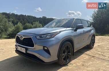 Позашляховик / Кросовер Toyota Highlander 2020 в Києві