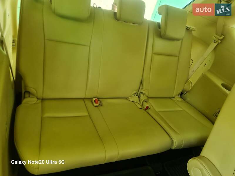 Внедорожник / Кроссовер Toyota Highlander 2015 в Измаиле фото 2 Внедорожник / Кроссовер Toyota Highlander 2015 в Измаиле