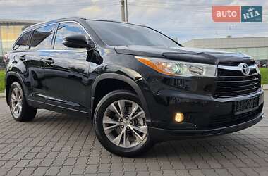 Внедорожник / Кроссовер Toyota Highlander 2014 в Хмельницком