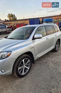 Позашляховик / Кросовер Toyota Highlander 2008 в Полтаві