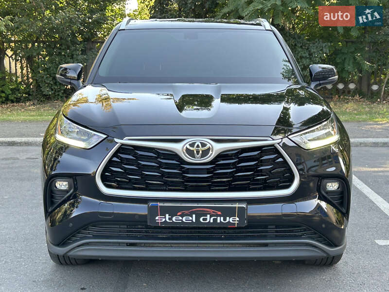 Внедорожник / Кроссовер Toyota Highlander 2020 в Николаеве