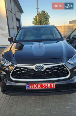 Внедорожник / Кроссовер Toyota Highlander 2020 в Хмельницком