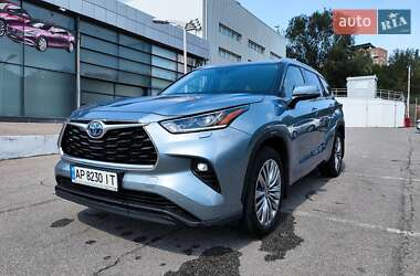 Внедорожник / Кроссовер Toyota Highlander 2022 в Запорожье