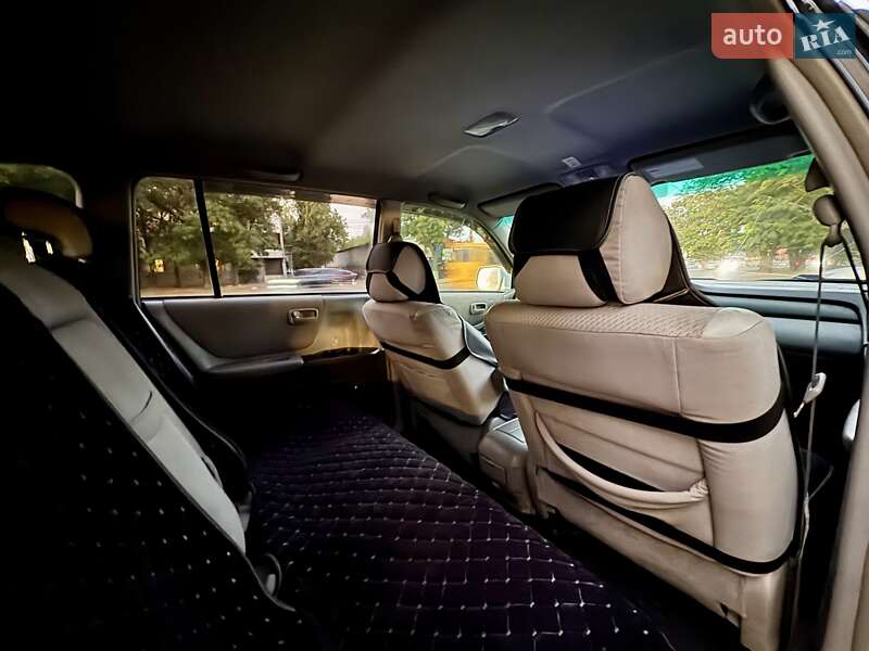 Позашляховик / Кросовер Toyota Highlander 2006 в Одесі