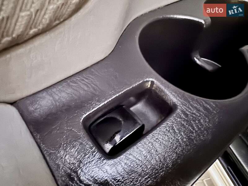 Позашляховик / Кросовер Toyota Highlander 2006 в Одесі