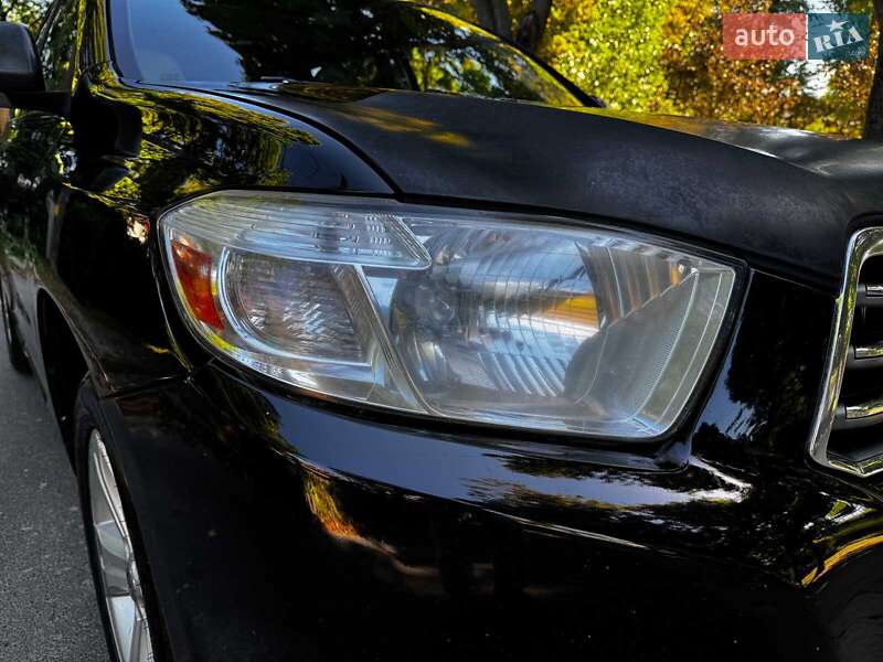 Внедорожник / Кроссовер Toyota Highlander 2008 в Киеве