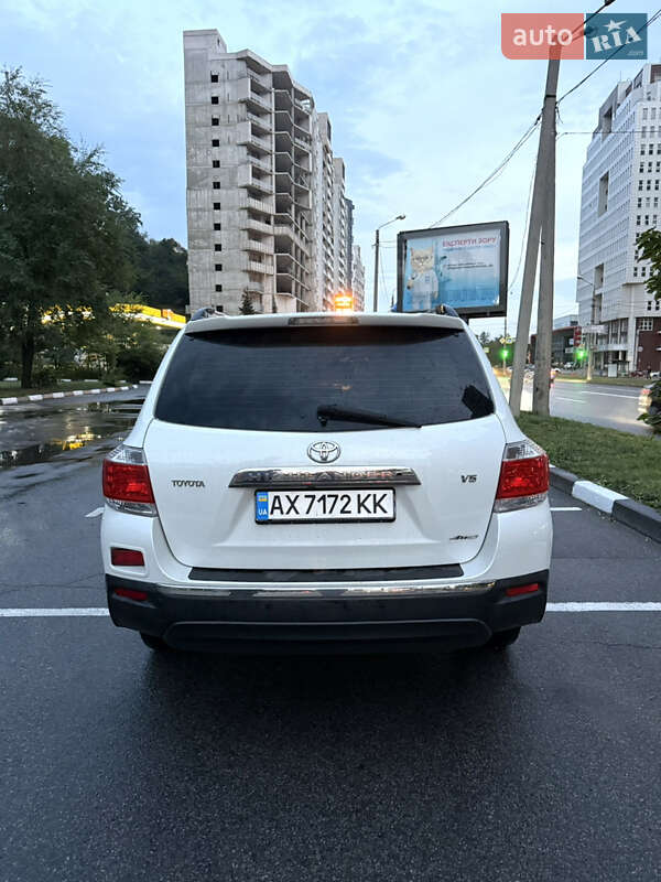 Позашляховик / Кросовер Toyota Highlander 2012 в Харкові