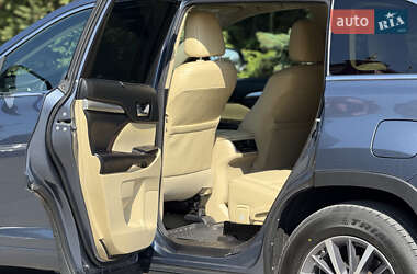 Внедорожник / Кроссовер Toyota Highlander 2017 в 