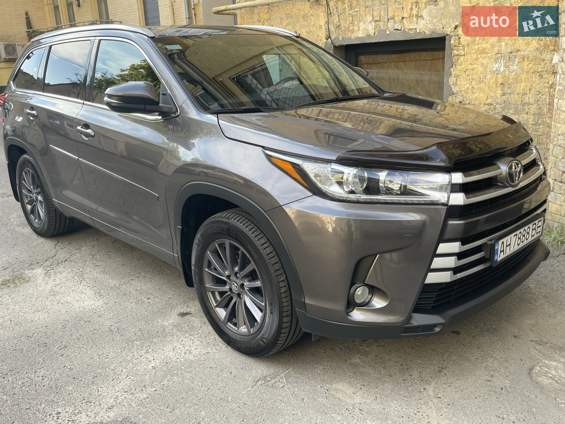2017 Toyota Highlander - мініатюра 2