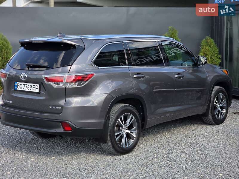 Внедорожник / Кроссовер Toyota Highlander 2015 в Тернополе фото 15 Внедорожник / Кроссовер Toyota Highlander 2015 в Тернополе