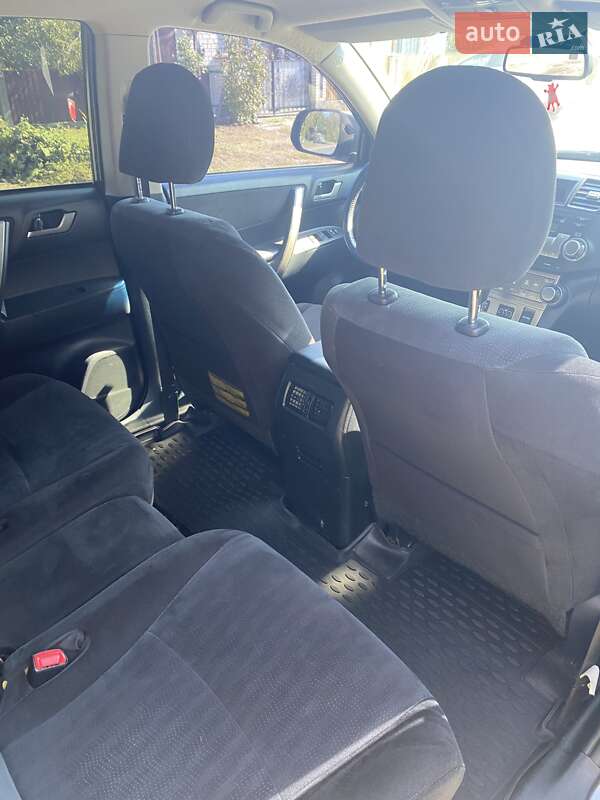 Внедорожник / Кроссовер Toyota Highlander 2013 в Житомире