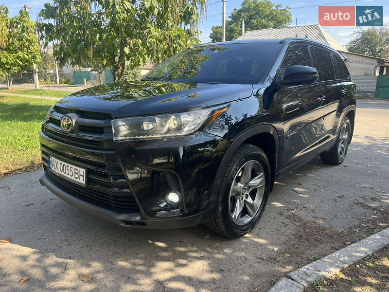 Позашляховик / Кросовер Toyota Highlander 2019 в Харкові