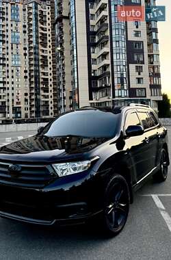 Внедорожник / Кроссовер Toyota Highlander 2012 в Киеве