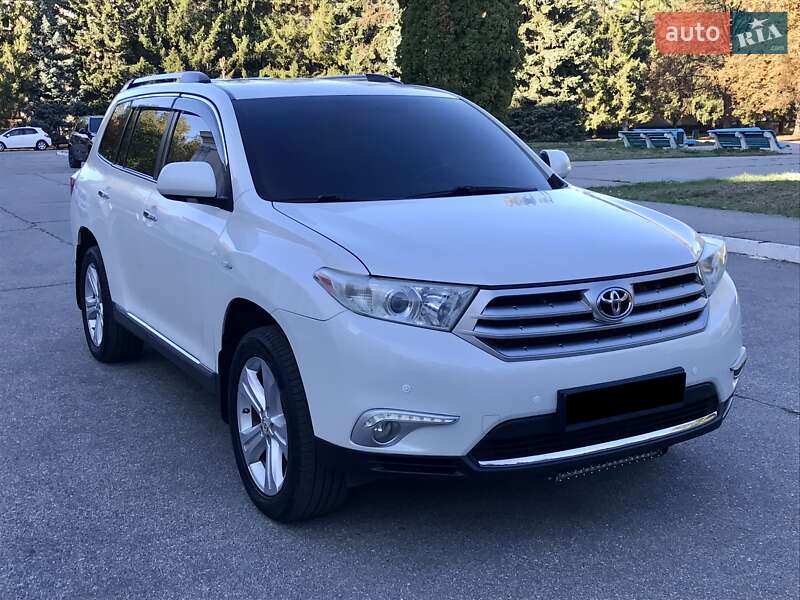 Внедорожник / Кроссовер Toyota Highlander 2010 в Желтых Водах
