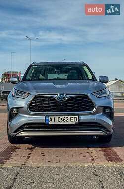Позашляховик / Кросовер Toyota Highlander 2021 в Києві