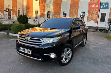 Внедорожник / Кроссовер Toyota Highlander 2013 в Кременце