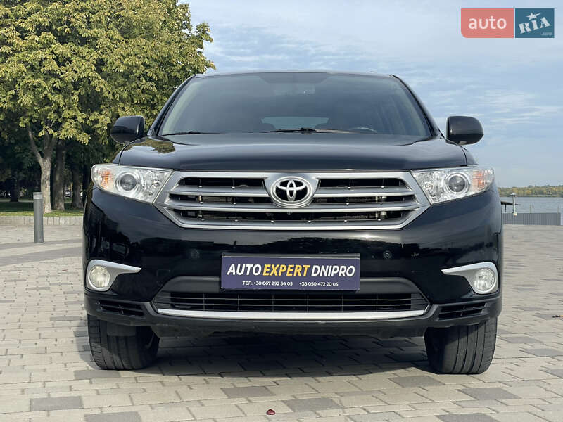 Внедорожник / Кроссовер Toyota Highlander 2013 в Днепре