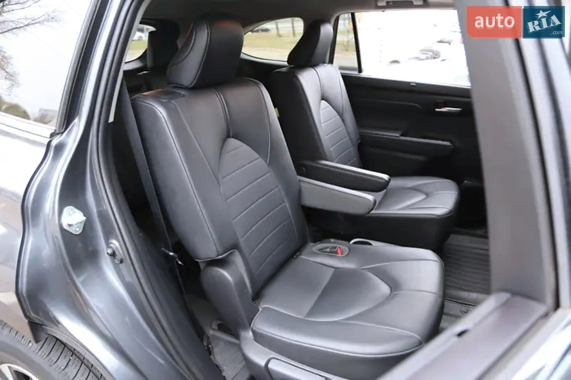 2020 Toyota Highlander - мініатюра 13