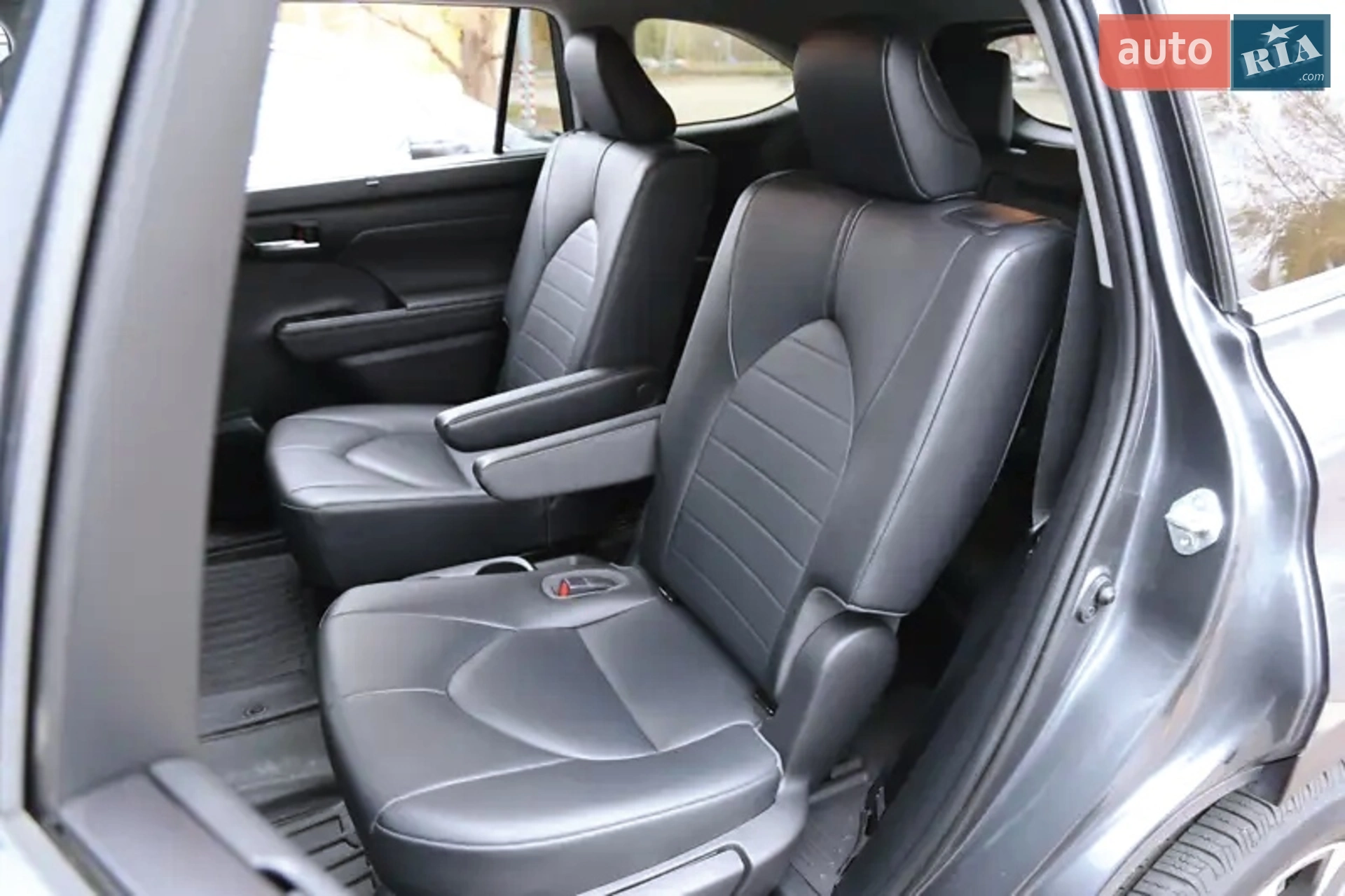 2020 Toyota Highlander - мініатюра 10