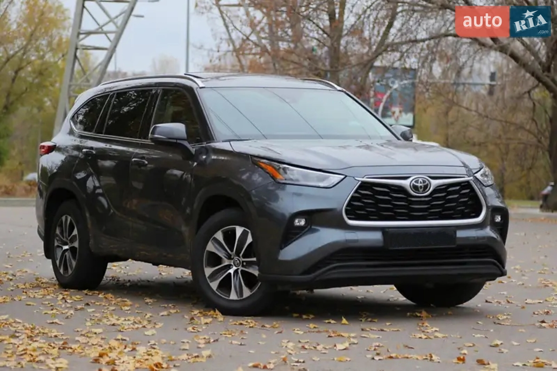 2020 Toyota Highlander - фото 1