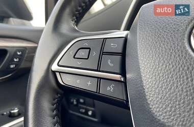 Внедорожник / Кроссовер Toyota Highlander 2022 в 