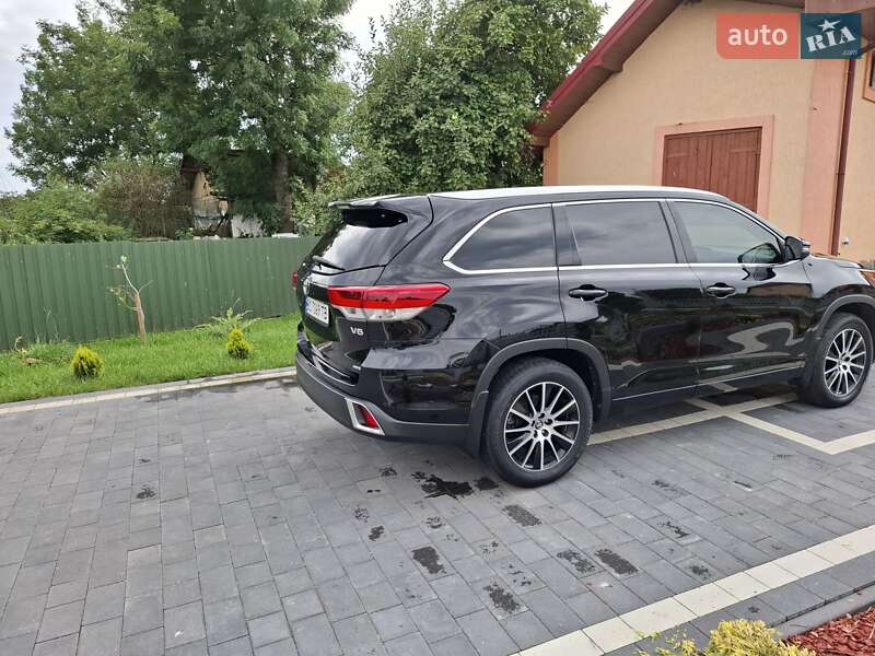 Внедорожник / Кроссовер Toyota Highlander 2019 в Львове фото 9 Внедорожник / Кроссовер Toyota Highlander 2019 в Львове
