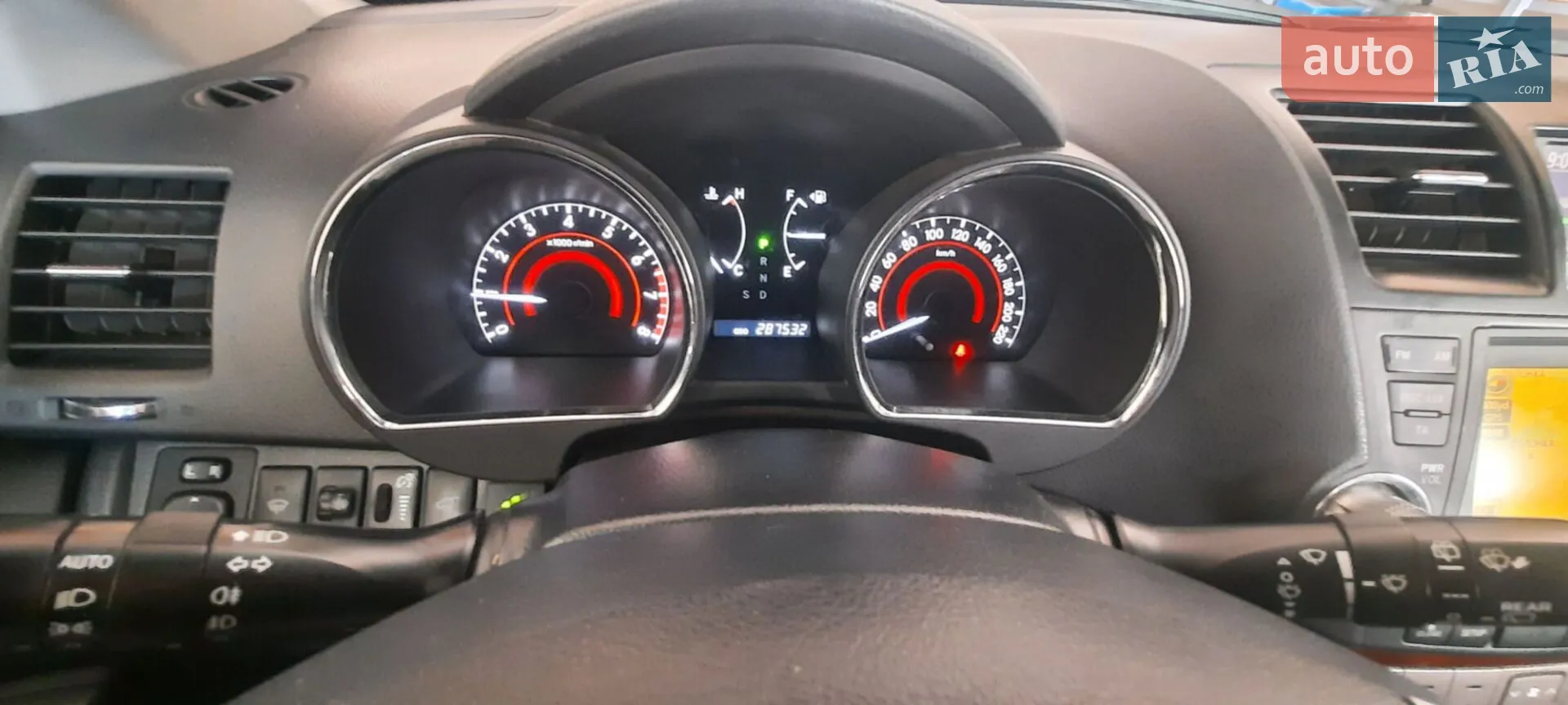 2011 Toyota Highlander - мініатюра 18
