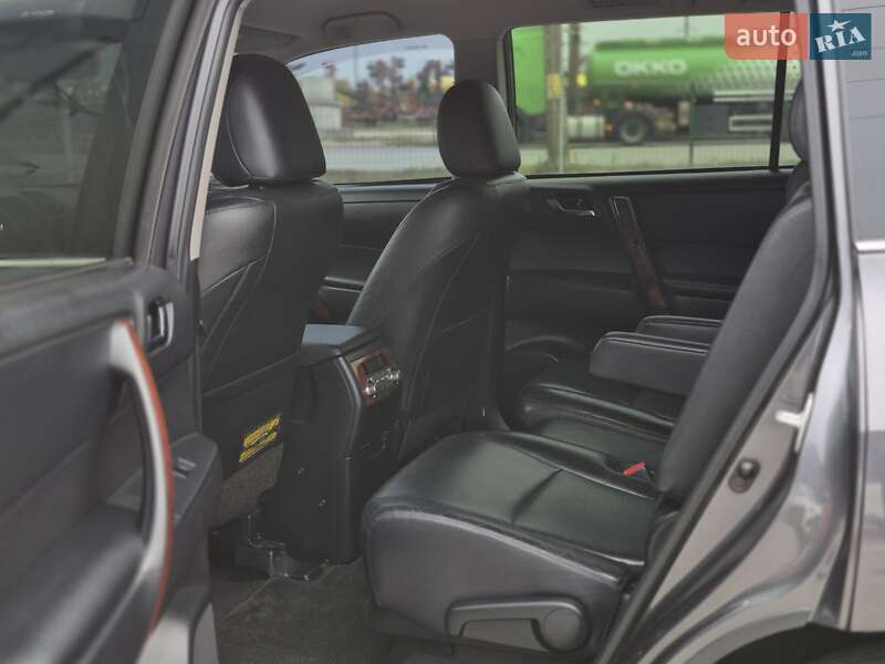 Позашляховик / Кросовер Toyota Highlander 2011 в Кропивницькому фото 12 Позашляховик / Кросовер Toyota Highlander 2011 в Кропивницькому
