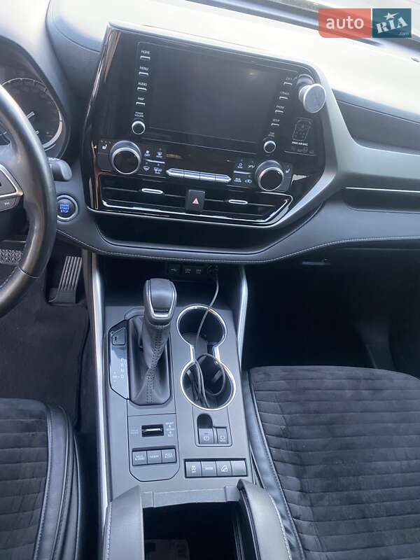 Внедорожник / Кроссовер Toyota Highlander 2020 в Виннице фото 10 Внедорожник / Кроссовер Toyota Highlander 2020 в Виннице