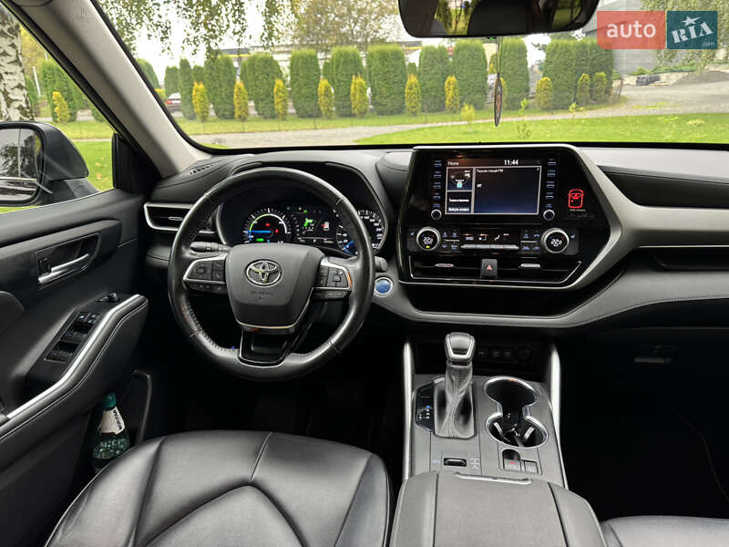 Внедорожник / Кроссовер Toyota Highlander 2021 в Хмельницком фото 28 Внедорожник / Кроссовер Toyota Highlander 2021 в Хмельницком