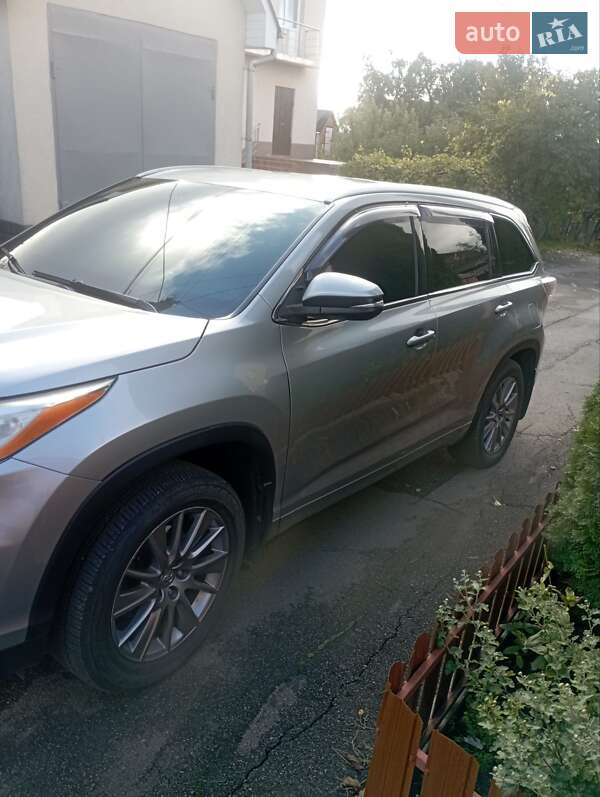 Позашляховик / Кросовер Toyota Highlander 2014 в Хмельницькому