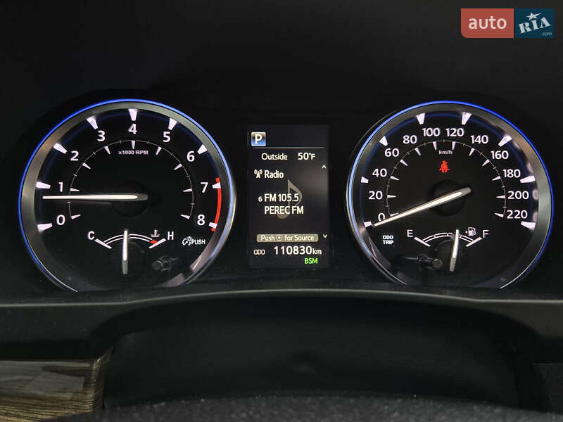 Внедорожник / Кроссовер Toyota Highlander 2017 в Киеве
