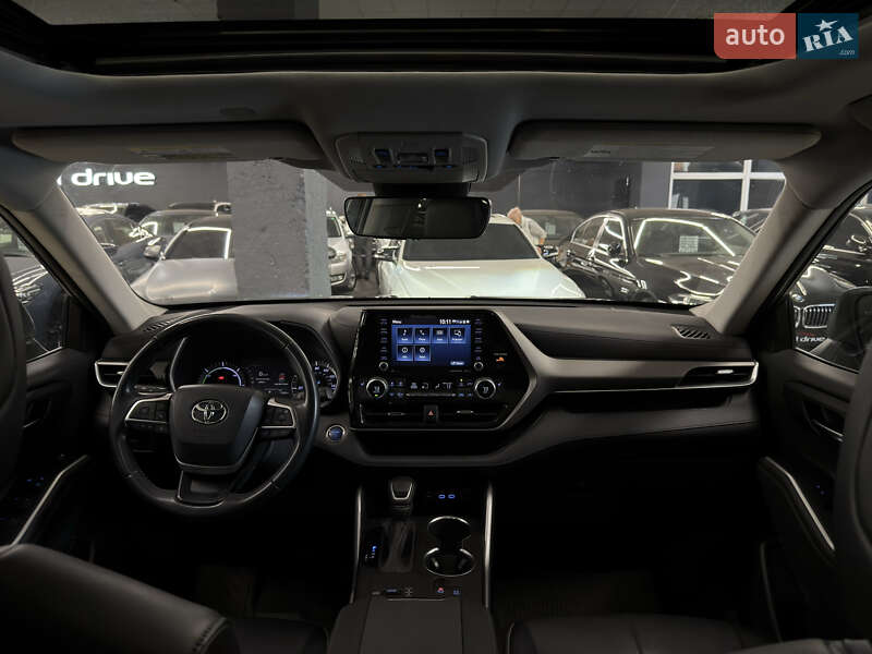 Внедорожник / Кроссовер Toyota Highlander 2022 в Николаеве фото 16 Внедорожник / Кроссовер Toyota Highlander 2022 в Николаеве