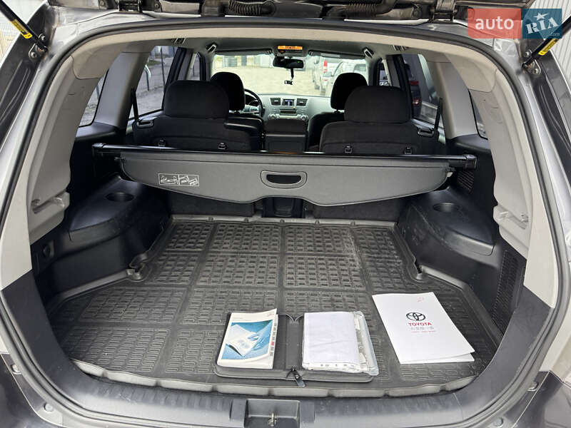 Внедорожник / Кроссовер Toyota Highlander 2011 в Киеве