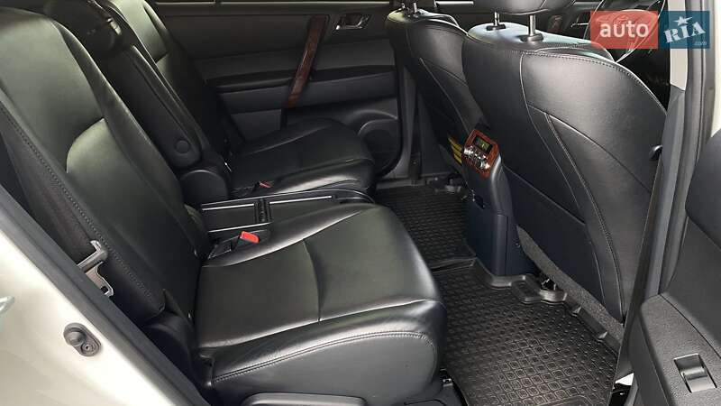Внедорожник / Кроссовер Toyota Highlander 2012 в Одессе фото 8 Внедорожник / Кроссовер Toyota Highlander 2012 в Одессе