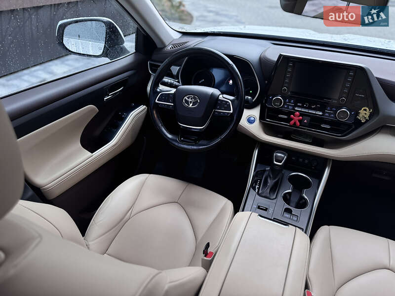 Внедорожник / Кроссовер Toyota Highlander 2020 в Львове фото 29 Внедорожник / Кроссовер Toyota Highlander 2020 в Львове