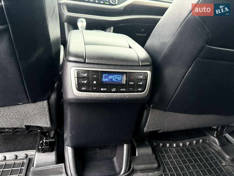 Позашляховик / Кросовер Toyota Highlander 2014 в Хмельницькому
