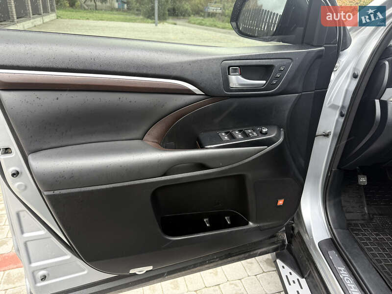 Позашляховик / Кросовер Toyota Highlander 2014 в Хмельницькому