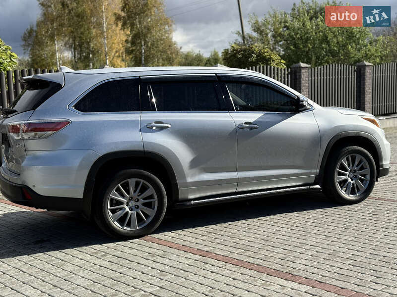 Позашляховик / Кросовер Toyota Highlander 2014 в Хмельницькому