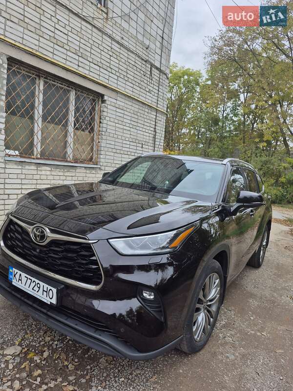 Позашляховик / Кросовер Toyota Highlander 2021 в Львові фото 2 Позашляховик / Кросовер Toyota Highlander 2021 в Львові