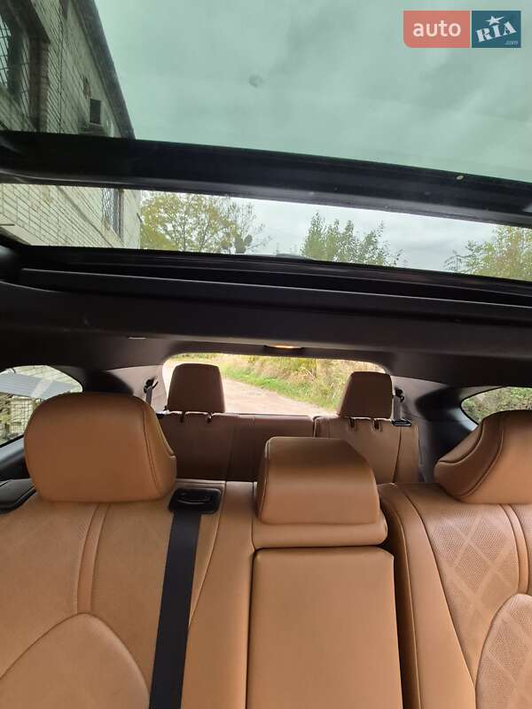 Позашляховик / Кросовер Toyota Highlander 2021 в Львові фото 14 Позашляховик / Кросовер Toyota Highlander 2021 в Львові